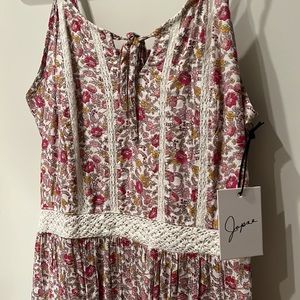 NWT Floral and lace dress